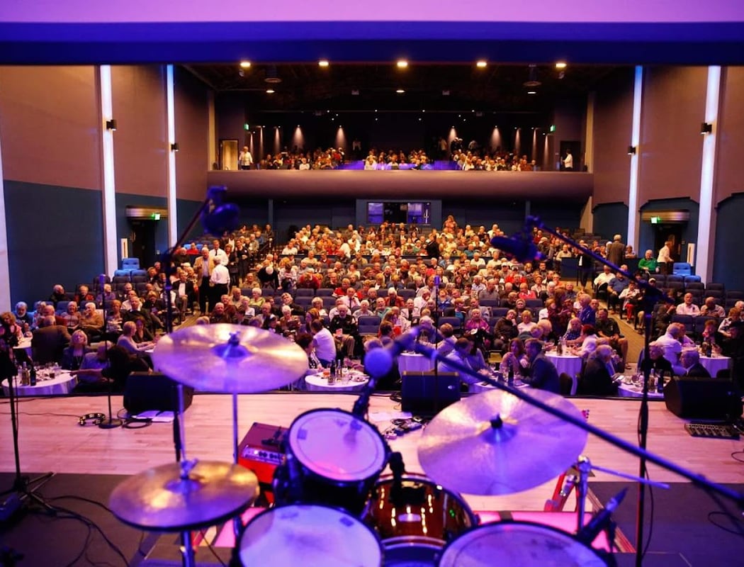 Chuck Owen & the Jazz Surge 2